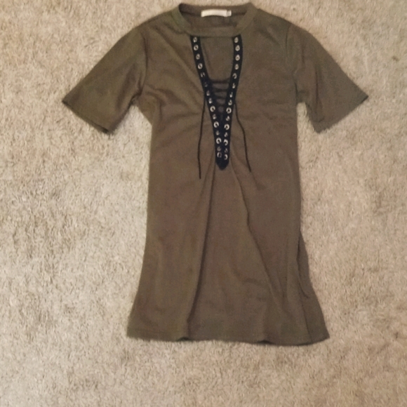 Womens lace up shirt. - Picture 1 of 3